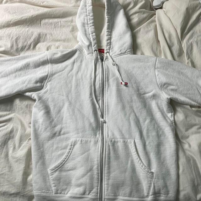 Supreme Men's Hoodie - White - S on Productcaster.