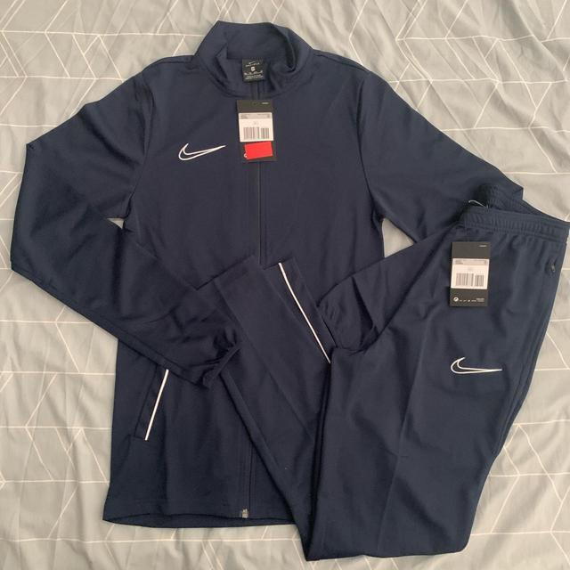 Nike Men's Jumper - Navy - XS on Productcaster.