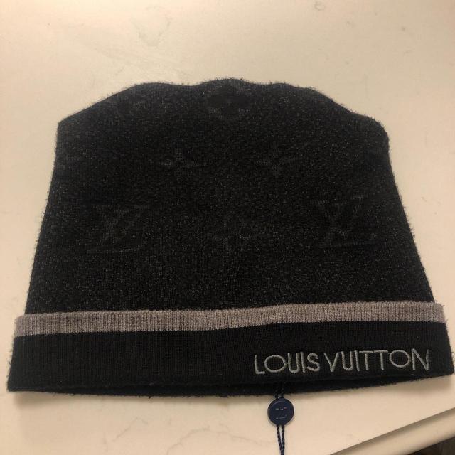 Louis Vuitton Men's Beanies - Black/Grey on Productcaster.