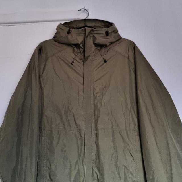 Fjällräven Men's Lightweight Jacket - Green - M on Productcaster.