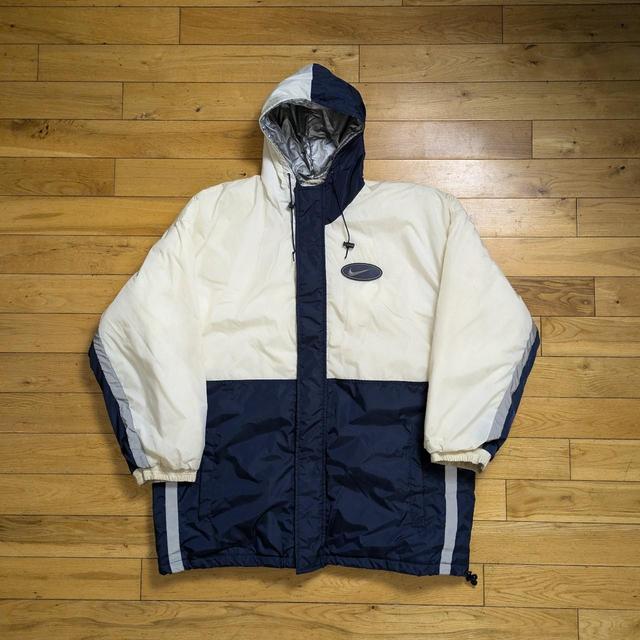 Nike Men's Coat - White/Navy - XL on Productcaster.