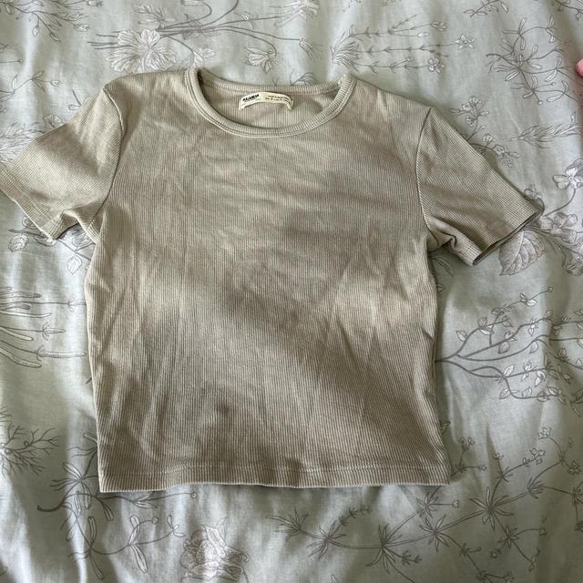 Pull&Bear Women's Crop top - Cream/Tan - 4 on Productcaster.