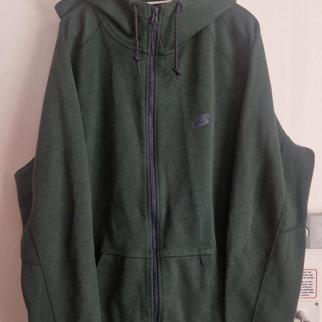 Nike Men's Hoodie - Green - XL on Productcaster.