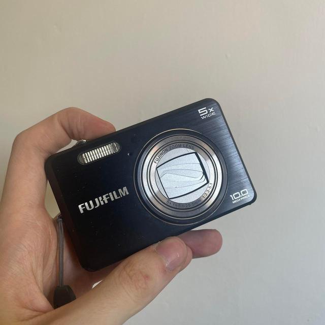 Fujifilm Digital cameras - Black on Productcaster.