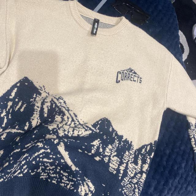 Men's Jumper - Cream/Navy - M on Productcaster.