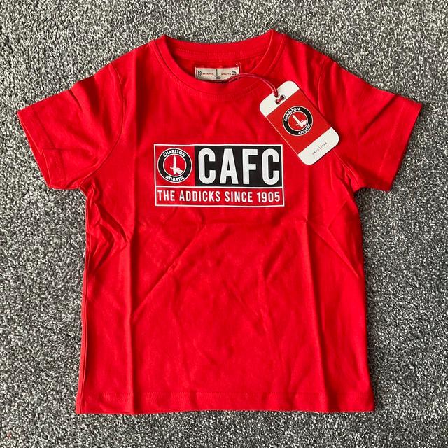 Kids' T-shirt - Red - 4 years on Productcaster.