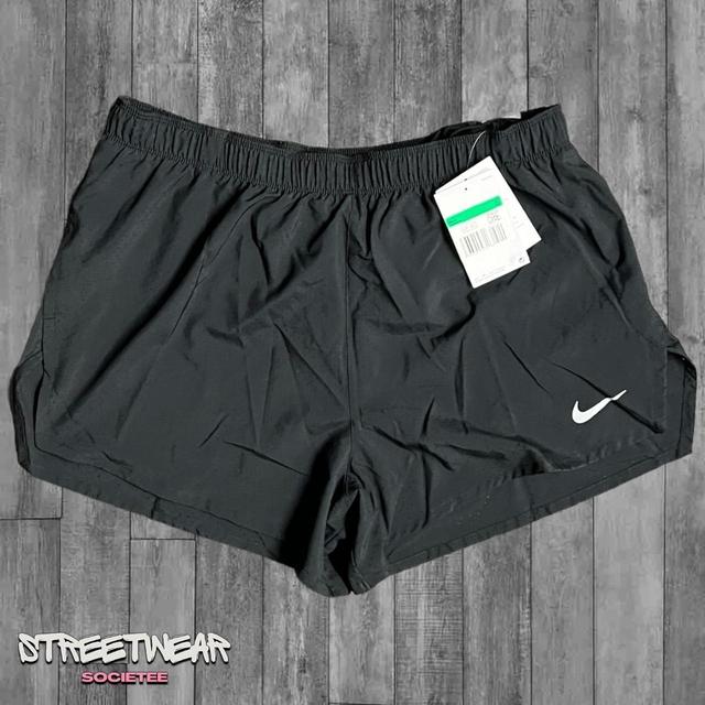 Nike Men's Shorts - Black - L on Productcaster.