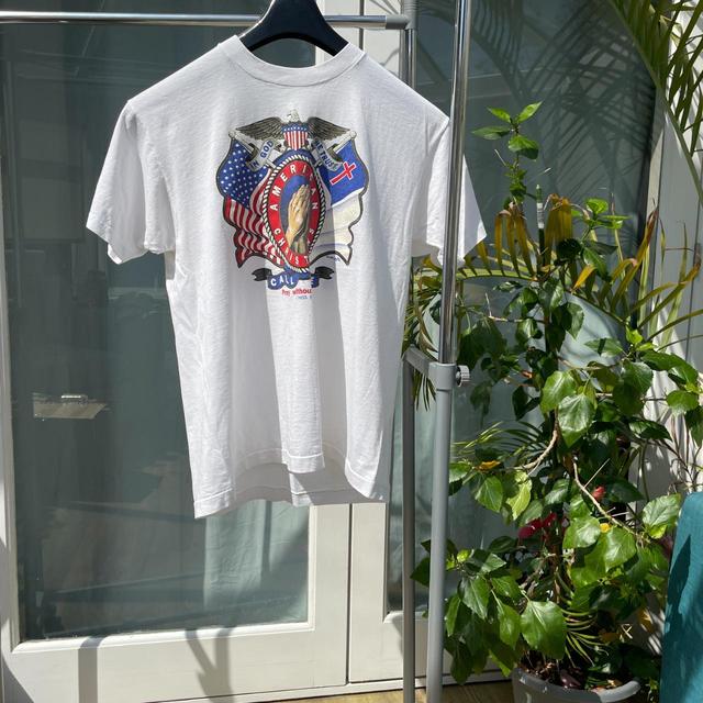 Men's T-shirt - White - L on Productcaster.