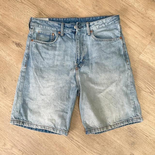 H&M Men's Shorts - Blue - 32" on Productcaster.