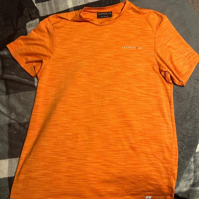 Men's T-shirt - Orange - M on Productcaster.