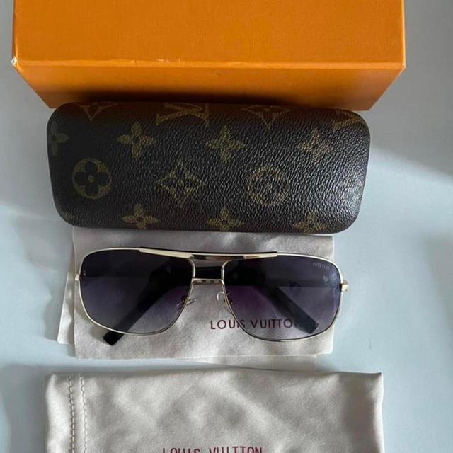 Louis Vuitton Men's Sunglasses - Black/Gold on Productcaster.