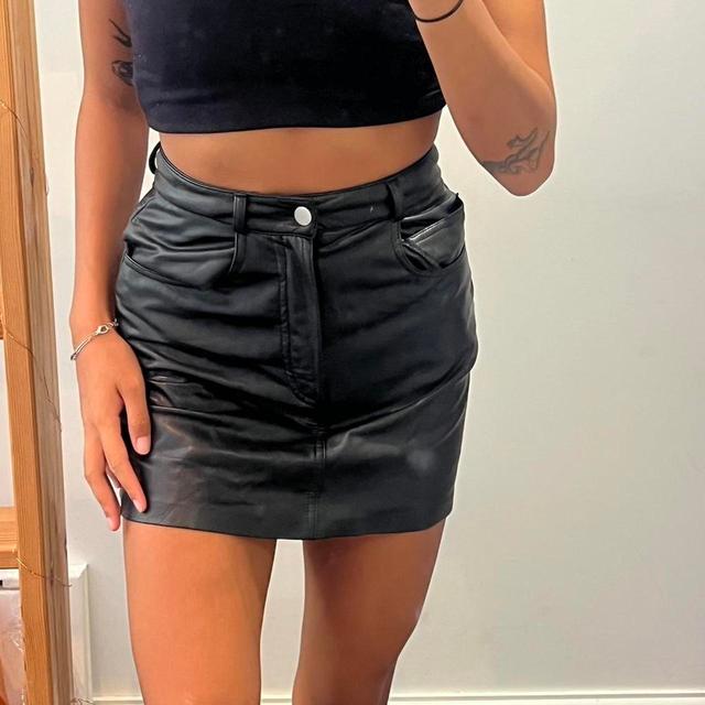 Bershka Women's Skirt - Black - UK 6 on Productcaster.