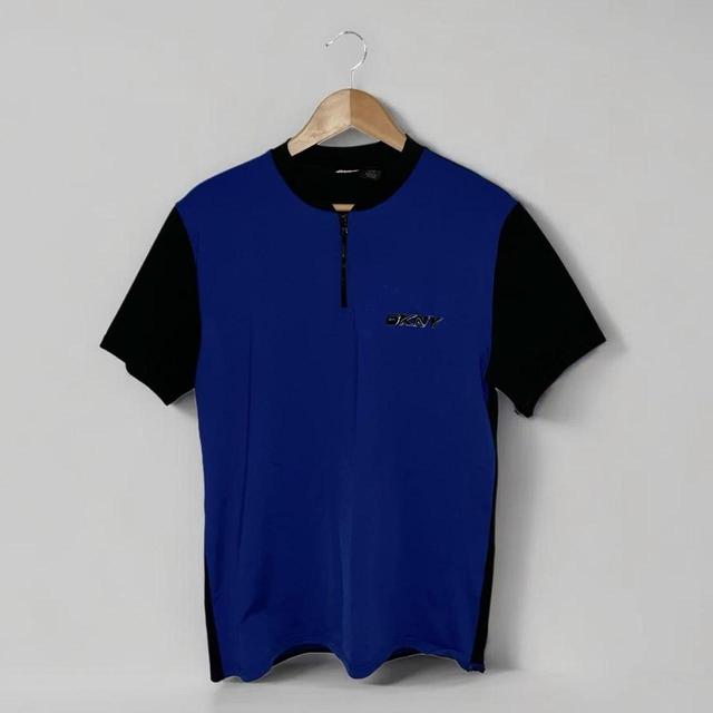 DKNY Men's T-shirt - Blue - S on Productcaster.