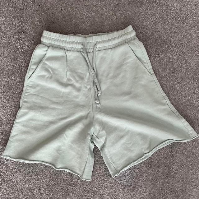 H&M Women's Shorts - Green/Blue - UK 6 on Productcaster.