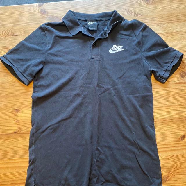 Nike Men's Polo shirt - Black - M on Productcaster.