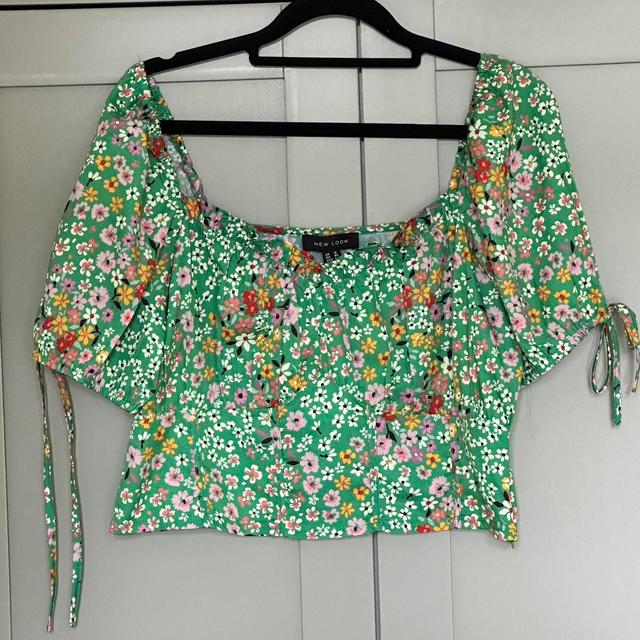 New Look Women's Crop top - Green/Multi - 12 on Productcaster.