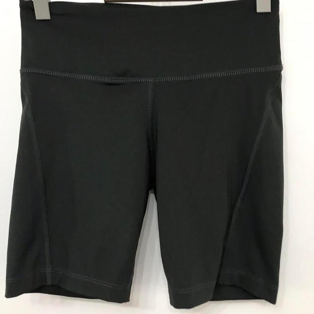 Nike Women's Shorts - Black - S on Productcaster.