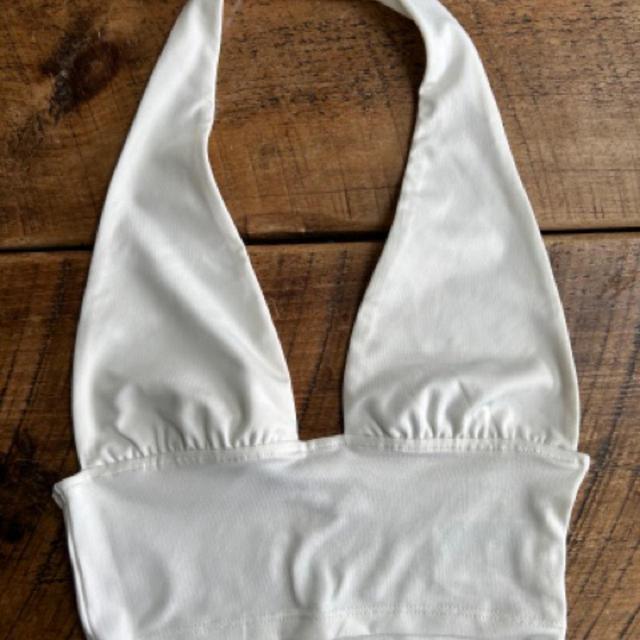 H&M Women's Crop top - White/Cream - XS on Productcaster.