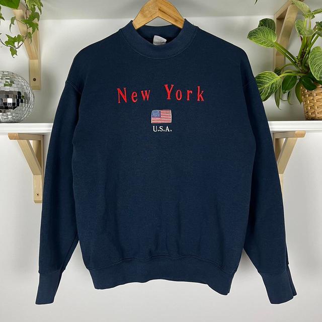 Fruit of the Loom Men's Sweatshirt - Navy - M on Productcaster.