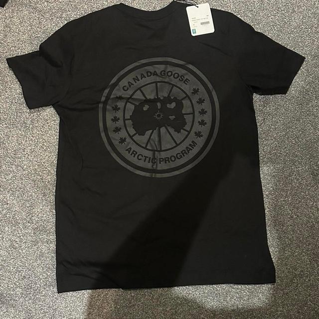 Canada Goose Men's T-shirt - Black - S on Productcaster.