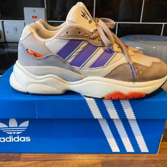 Adidas Men's Trainers - Cream/Purple - UK 7 on Productcaster.