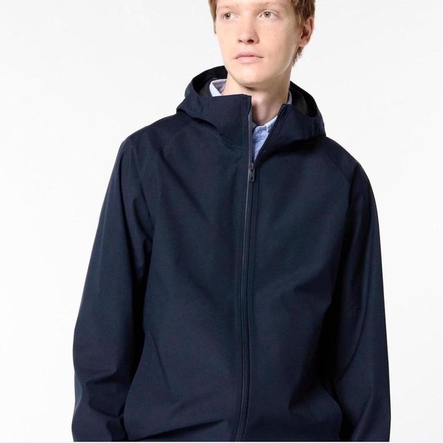 UNIQLO Men's Parka - Blue/Navy - M on Productcaster.