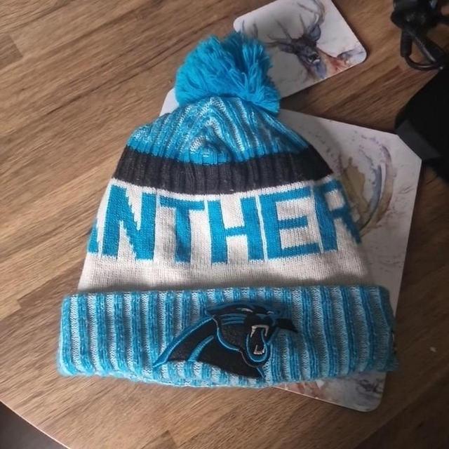 NFL Men's Beanies - White/Blue on Productcaster.