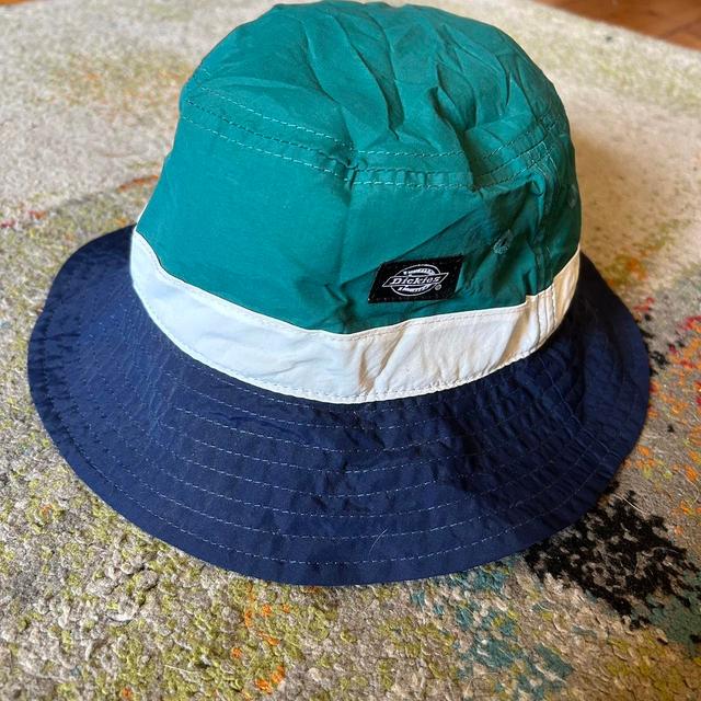 Dickies Men's Bucket hats - Multi/Green on Productcaster.