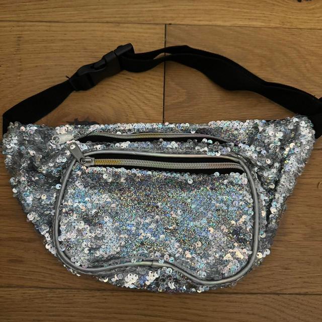 Miso Women's Bum bags and belt bags - Silver on Productcaster.