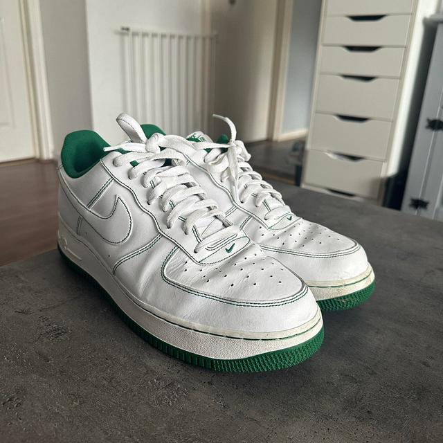 Nike Men's Trainers - White/Green - UK 12 on Productcaster.