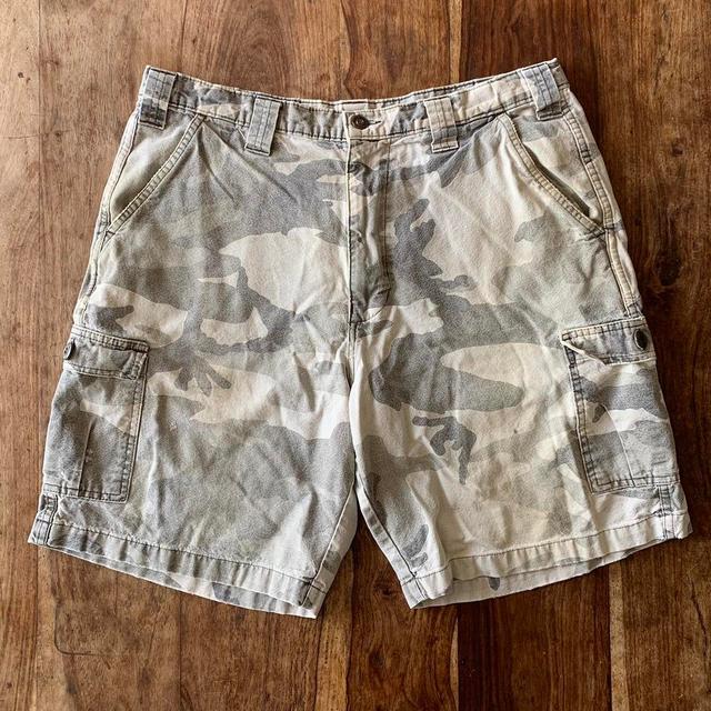 Stüssy Men's Shorts - Grey/White - 36" on Productcaster.