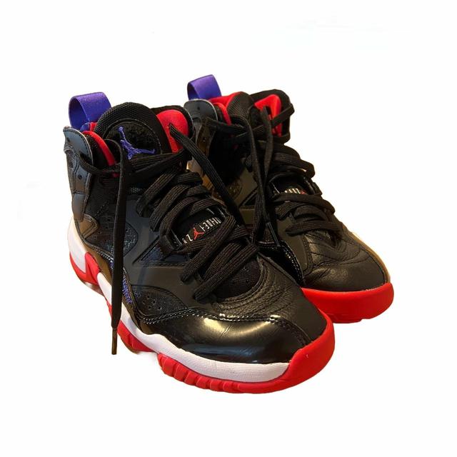 Jordan Men's Trainers - Black/Red - UK 6 on Productcaster.