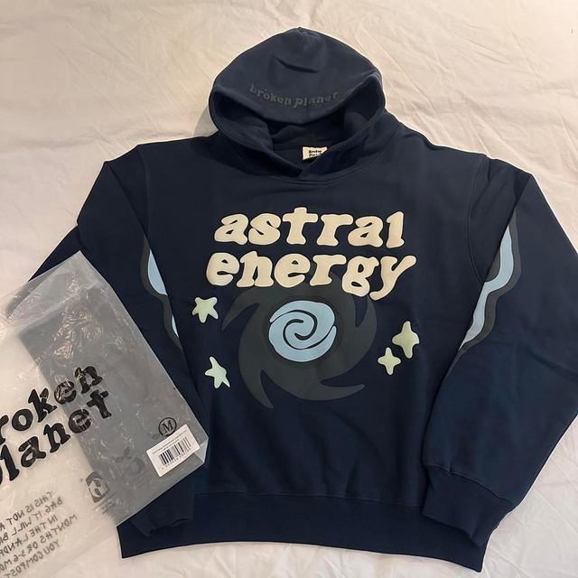 Broken Planet Men's Hoodie - Navy - M on Productcaster.