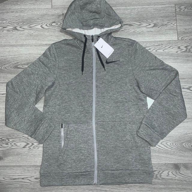 Nike Men's Hoodie - Grey - M on Productcaster.