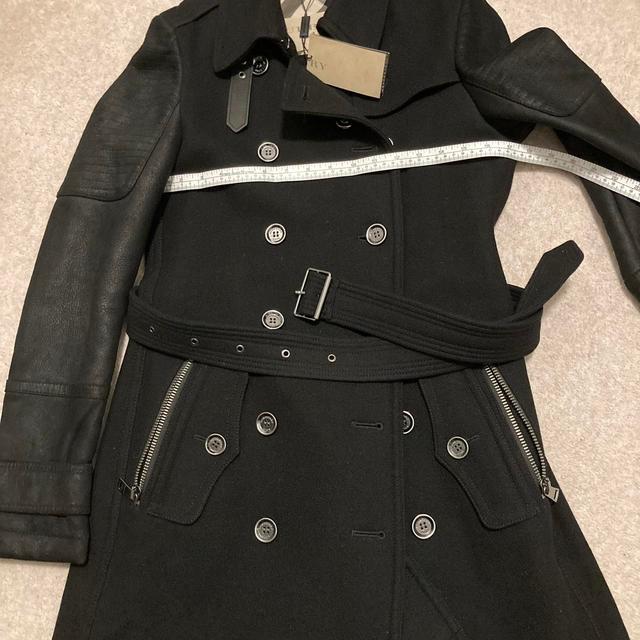 Burberry Women's Coat - Black - UK 6 on Productcaster.