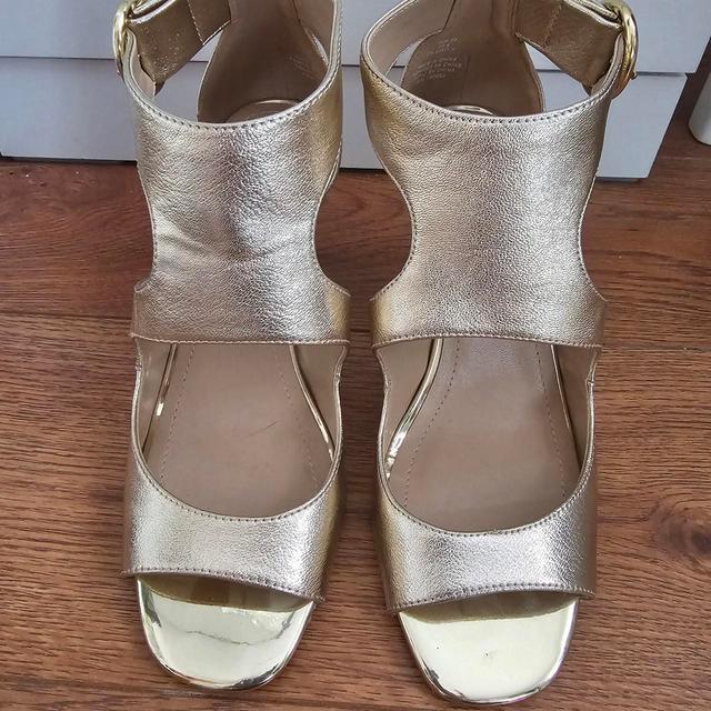 H&M Women's Sandals - Gold - UK 4 on Productcaster.