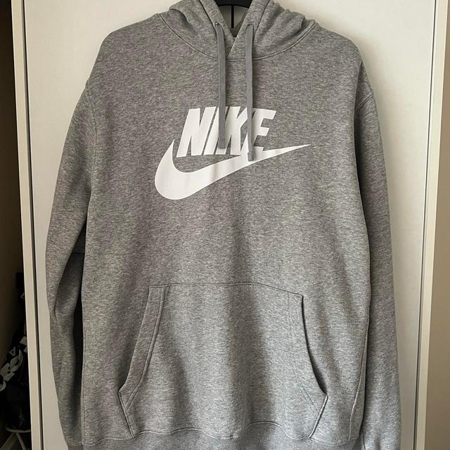 Nike Men's Hoodie - Grey - L on Productcaster.