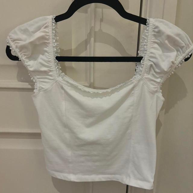 Hollister Co. Women's T-shirt - Cream/White - M on Productcaster.