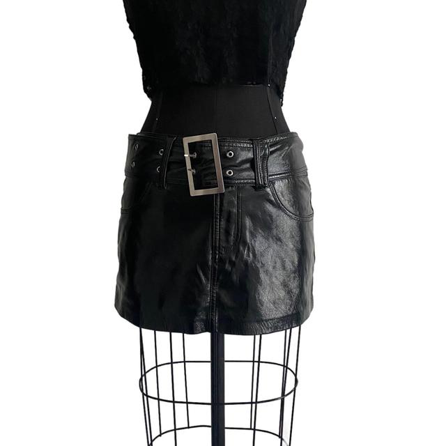 Urban Outfitters Women's Skirt - Black - UK 6 on Productcaster.