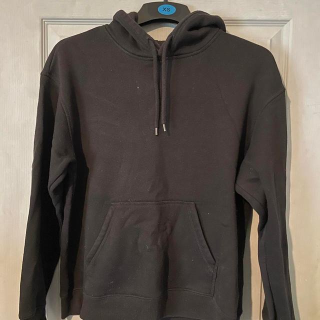 H&M Men's Hoodie - Black - S on Productcaster.