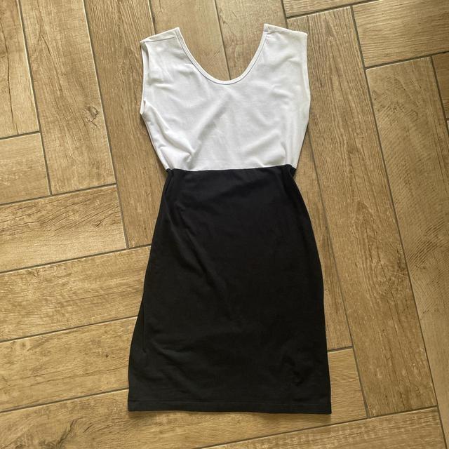 American Apparel Women's Bodycon Dress - Black/White - 14 on Productcaster.