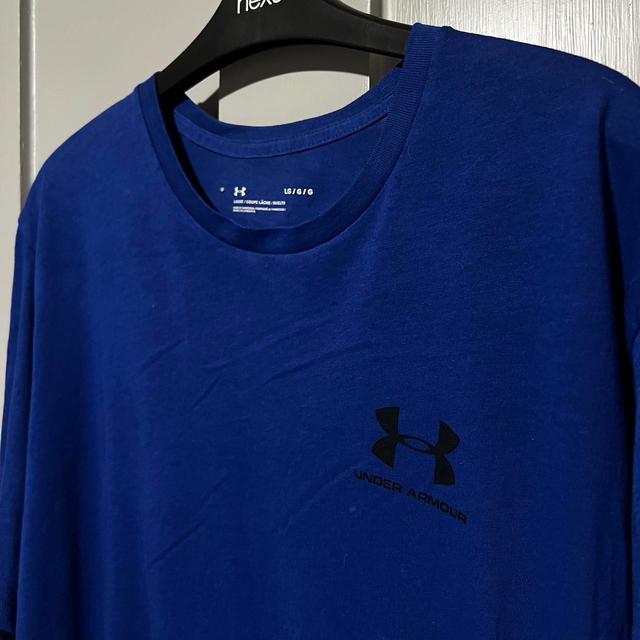 Under Armour Men's T-shirt - Blue - L on Productcaster.