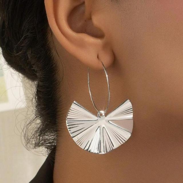 Zara Women's Earrings - Silver on Productcaster.