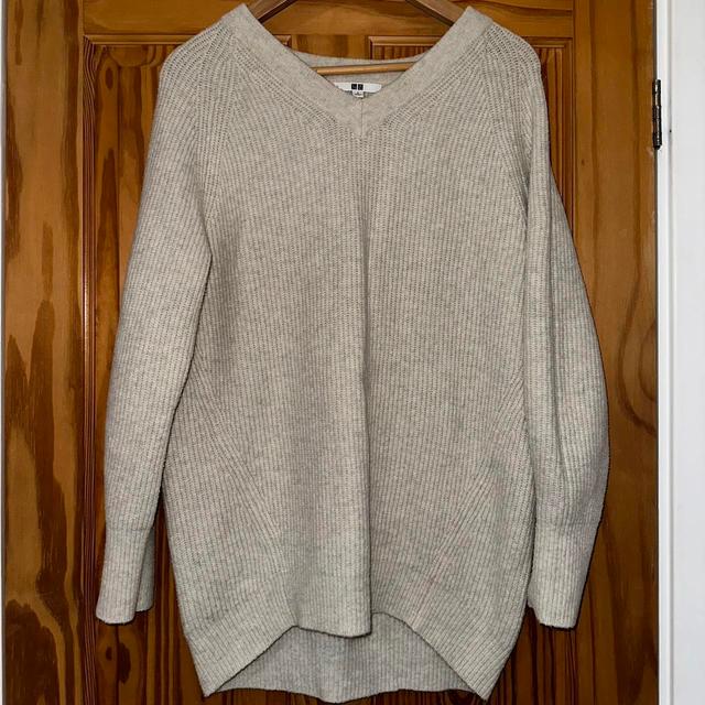 UNIQLO Women's Jumper - Cream/Tan - S on Productcaster.