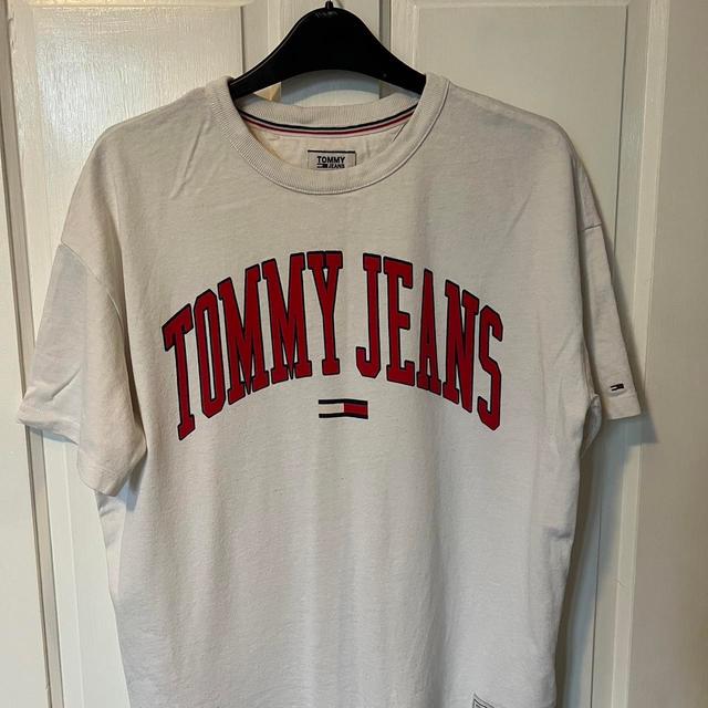 Tommy Hilfiger Men's T-shirt - White/Red - S on Productcaster.