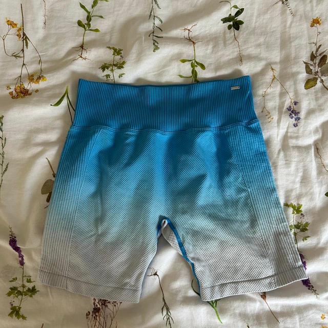 Victoria's Secret PINK Women's Shorts - Blue/White - M on Productcaster.