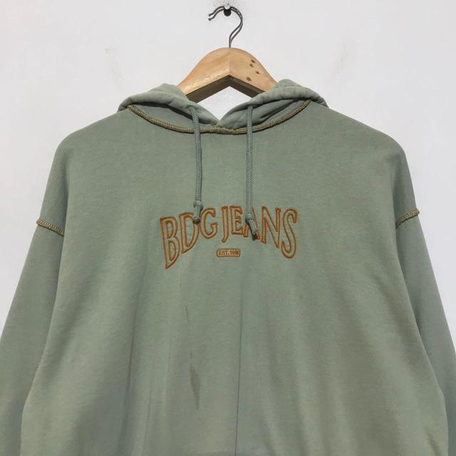 Urban Outfitters Men's Sweatshirt - Green - M on Productcaster.