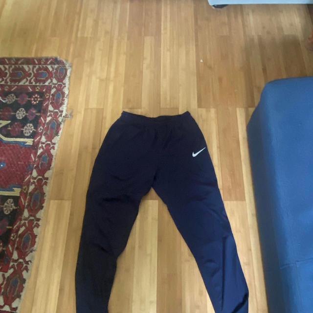 Nike Men's Sweatpants - Navy - M on Productcaster.