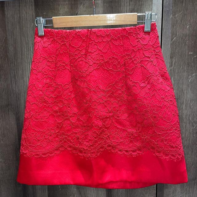 H&M Women's Skirt - Red - 26" on Productcaster.