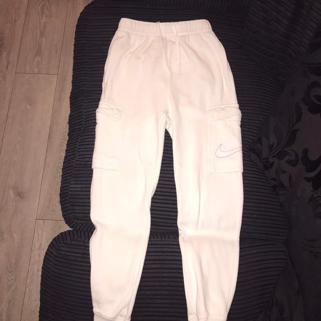 Nike Men's Sweatpants - White - S on Productcaster.